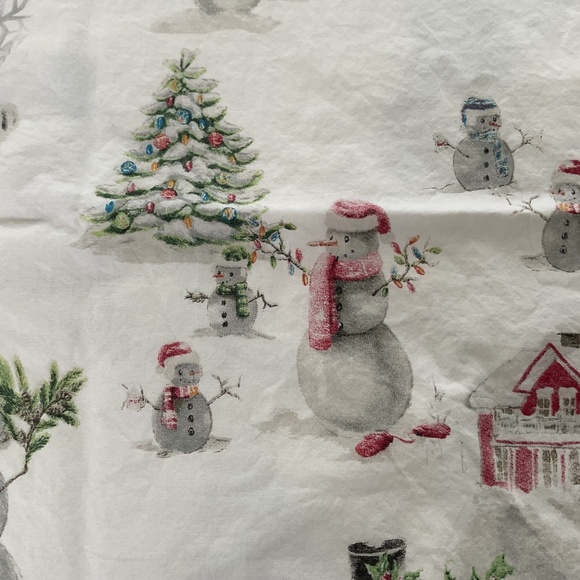 Pottery Barn Snowman Set of 2 Standard Pillowcases FADED but still cute! - Picture 5 of 7